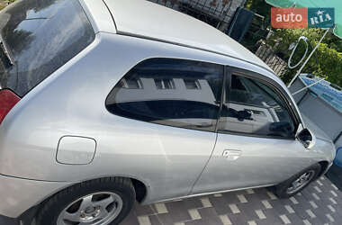 Хэтчбек Mitsubishi Colt 2003 в 