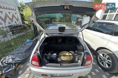 Хэтчбек Mitsubishi Colt 2003 в 
