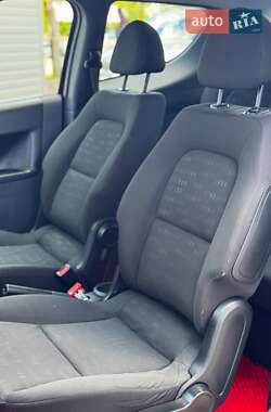 Хэтчбек Mitsubishi Colt 2006 в 