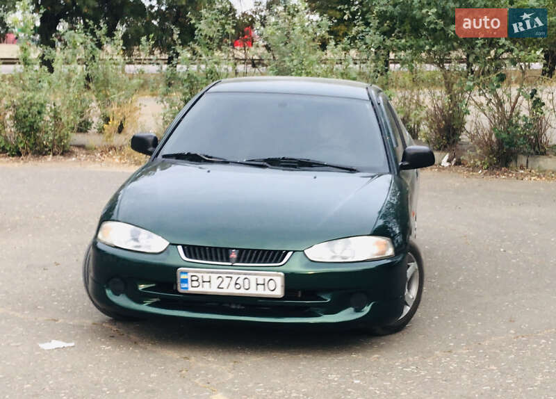 Хэтчбек Mitsubishi Colt 2000 в Одессе