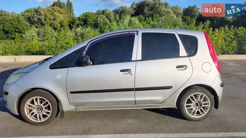 Mitsubishi Colt 2005 VIN XMCXJZ34A5F055421 фото оголошення 4 з 44