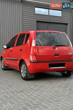 Хэтчбек Mitsubishi Colt 2009 в 