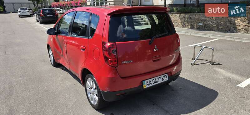 Хэтчбек Mitsubishi Colt 2009 в Киеве