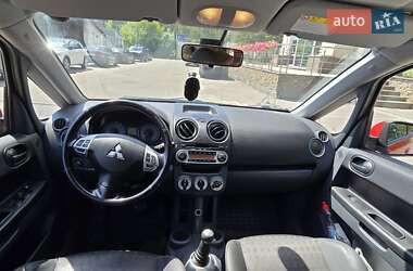 Хэтчбек Mitsubishi Colt 2009 в 
