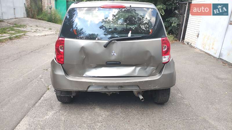 Mitsubishi Colt 2008