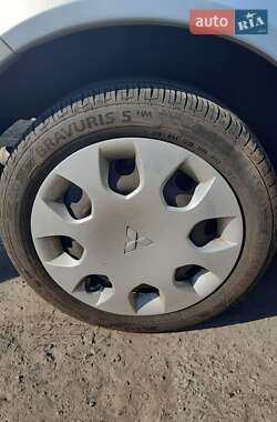Хэтчбек Mitsubishi Colt 2007 в 