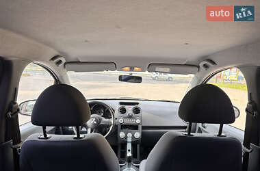 Хэтчбек Mitsubishi Colt 2005 в 