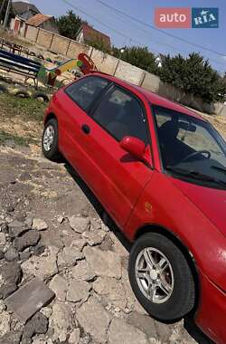 Хэтчбек Mitsubishi Colt 1993 в 