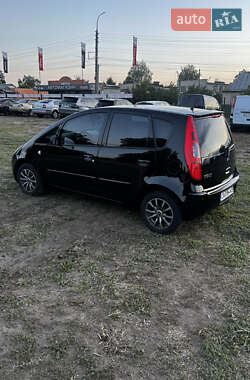 Хэтчбек Mitsubishi Colt 2007 в 