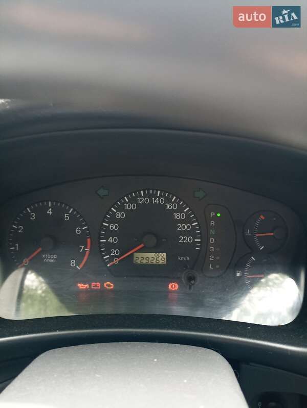 Хэтчбек Mitsubishi Colt 2003 в Полтаве