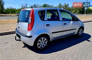 Хэтчбек Mitsubishi Colt 2006 в 