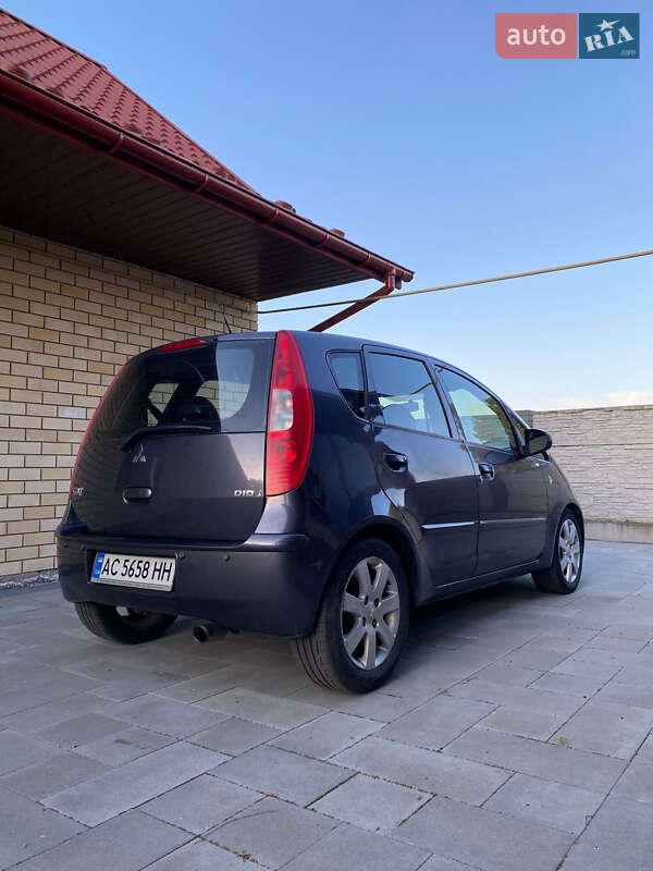 Хэтчбек Mitsubishi Colt 2006 в Луцке