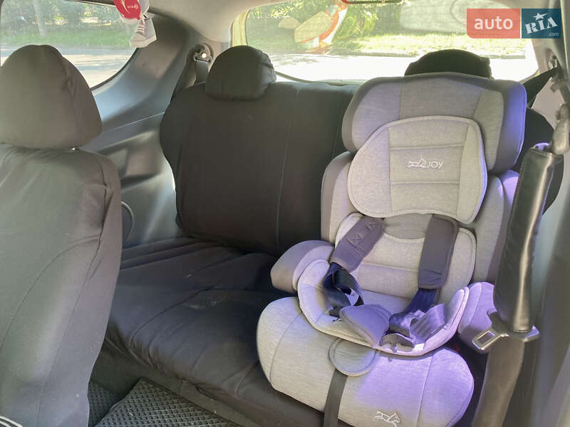 Хэтчбек Mitsubishi Colt 2006 в Ивано-Франковске