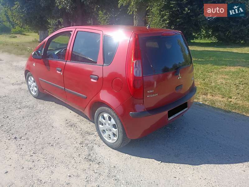 Хэтчбек Mitsubishi Colt 2008 в Владимире