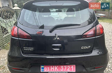 Хэтчбек Mitsubishi Colt 2010 в 
