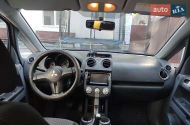 Хэтчбек Mitsubishi Colt 2008 в 
