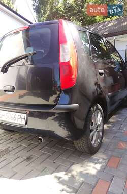 Хэтчбек Mitsubishi Colt 2008 в 