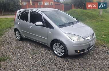Хэтчбек Mitsubishi Colt 2006 в 