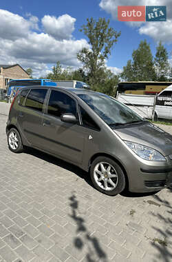 Хэтчбек Mitsubishi Colt 2008 в 