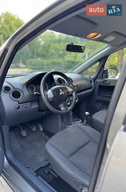Хэтчбек Mitsubishi Colt 2008 в 