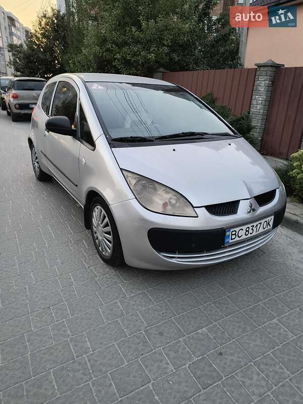 Хэтчбек Mitsubishi Colt 2005 в Львове
