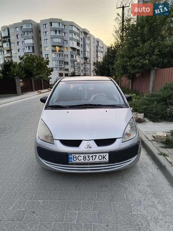 Хэтчбек Mitsubishi Colt 2005 в Львове