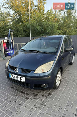 Хэтчбек Mitsubishi Colt 2006 в 