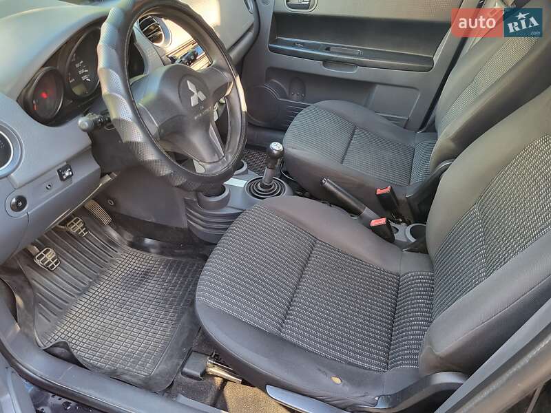 Хетчбек Mitsubishi Colt 2008 в Кропивницькому