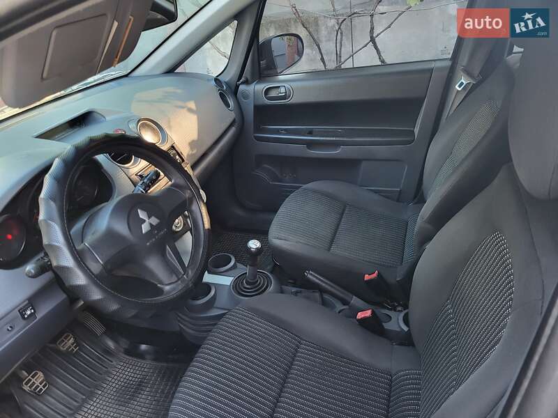 Хетчбек Mitsubishi Colt 2008 в Кропивницькому