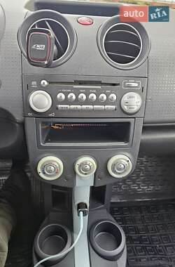 Хэтчбек Mitsubishi Colt 2006 в 