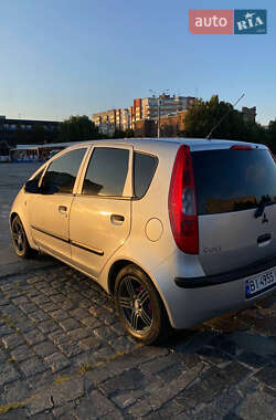 Хэтчбек Mitsubishi Colt 2005 в 