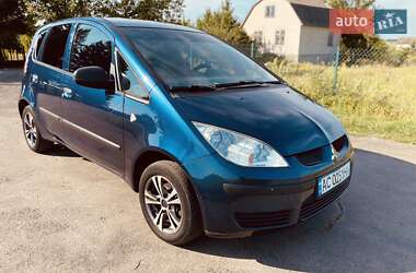Хетчбек Mitsubishi Colt 2004 в Горохові