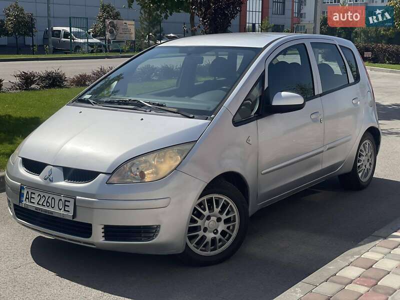 Хэтчбек Mitsubishi Colt 2006 в Днепре