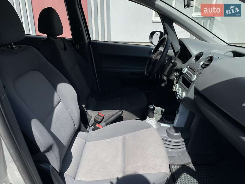 Хэтчбек Mitsubishi Colt 2006 в Днепре