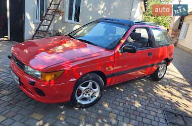 Хэтчбек Mitsubishi Colt 1989 в Подольске