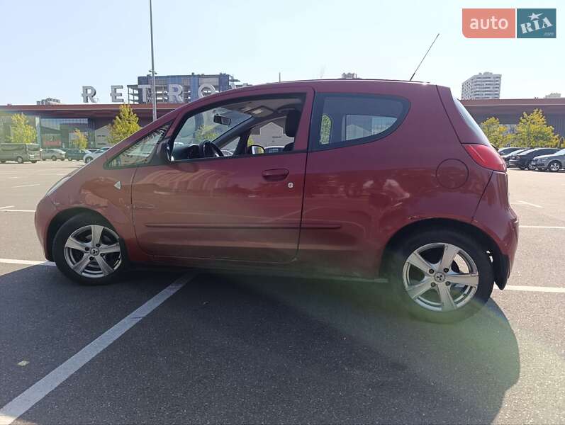 Хэтчбек Mitsubishi Colt 2007 в Киеве