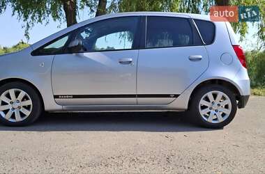 Хэтчбек Mitsubishi Colt 2011 в 