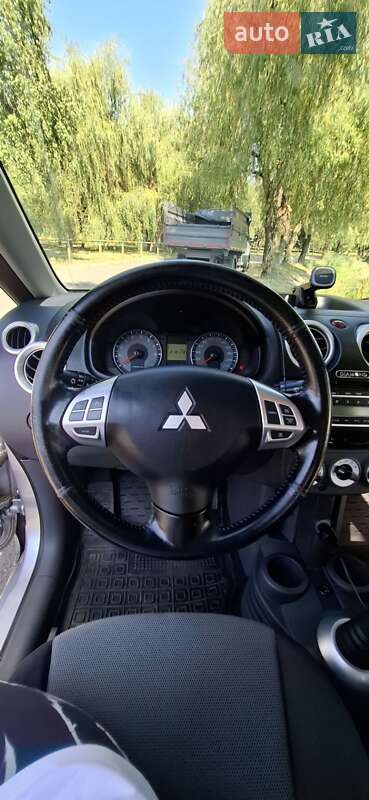 Хетчбек Mitsubishi Colt 2011 в Рівному фото 11 Хетчбек Mitsubishi Colt 2011 в Рівному
