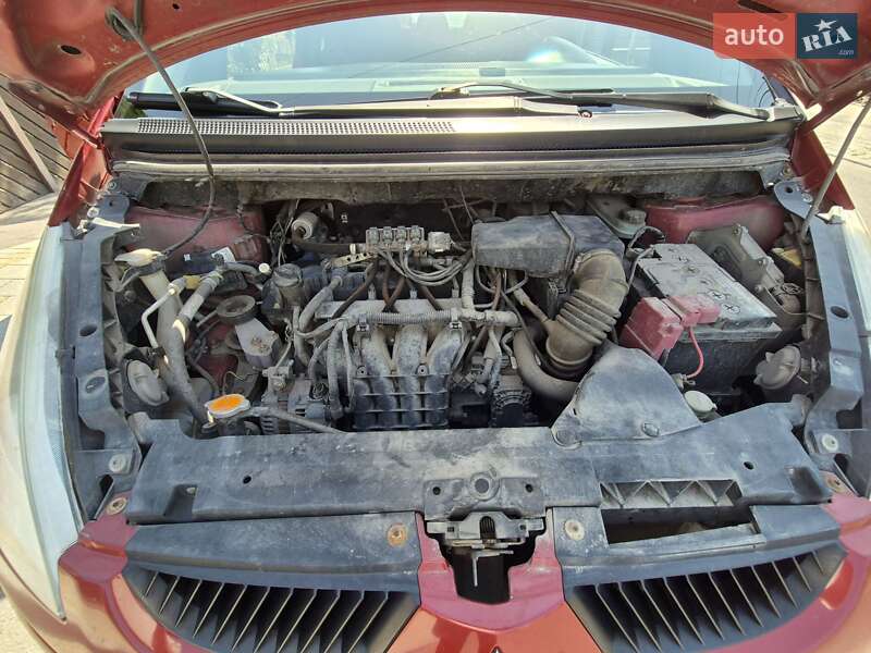 Хэтчбек Mitsubishi Colt 2008 в Новом Ярычеве фото 21 Хэтчбек Mitsubishi Colt 2008 в Новом Ярычеве