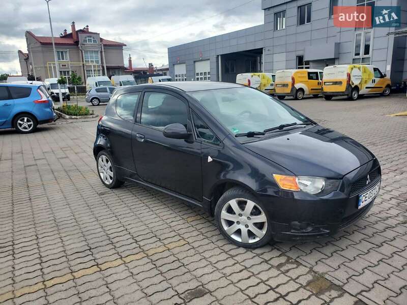 Хэтчбек Mitsubishi Colt 2012 в Черновцах