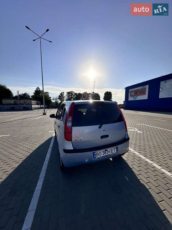 Хетчбек Mitsubishi Colt 2006 в Тернополі