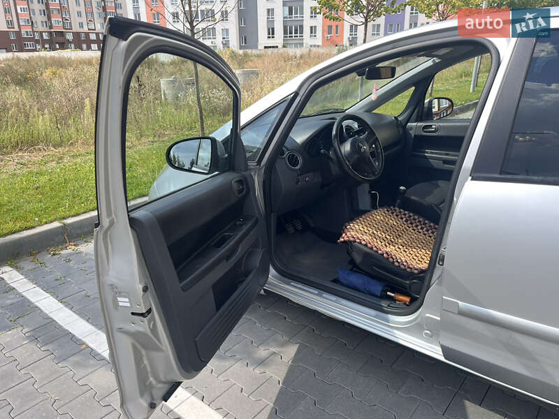 Хэтчбек Mitsubishi Colt 2007 в Софиевской Борщаговке