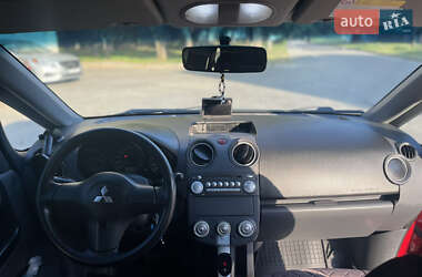 Хетчбек Mitsubishi Colt 2006 в 