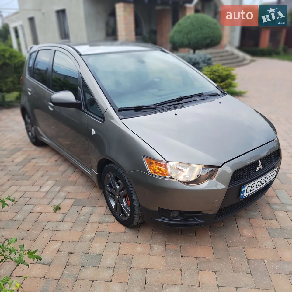 2011 Mitsubishi Colt - мініатюра 20