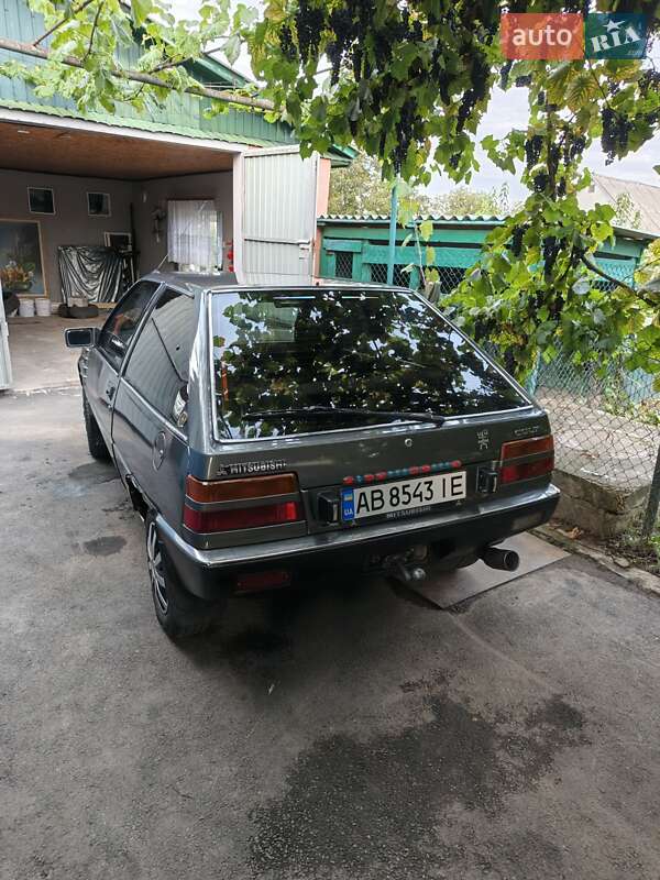 Хетчбек Mitsubishi Colt 1984 в Жмеринці