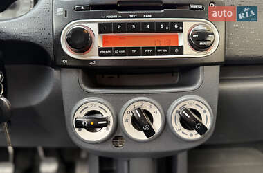 Хетчбек Mitsubishi Colt 2011 в 