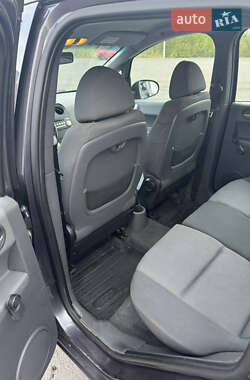 Хэтчбек Mitsubishi Colt 2005 в 