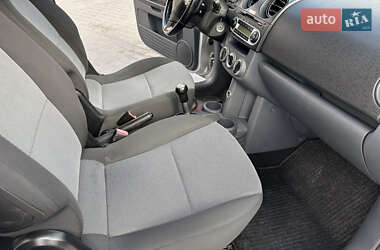 Хетчбек Mitsubishi Colt 2010 в 