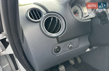 Хетчбек Mitsubishi Colt 2010 в 