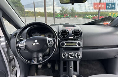 Хетчбек Mitsubishi Colt 2010 в 